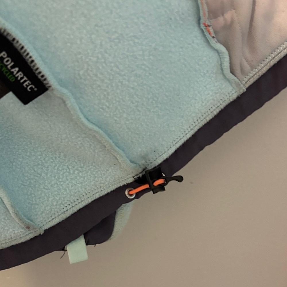 The North Face Women’s gray/light blue fleece jacket - Picture 10 of 12